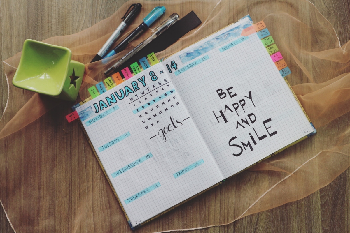 date-handwriting-note-760709