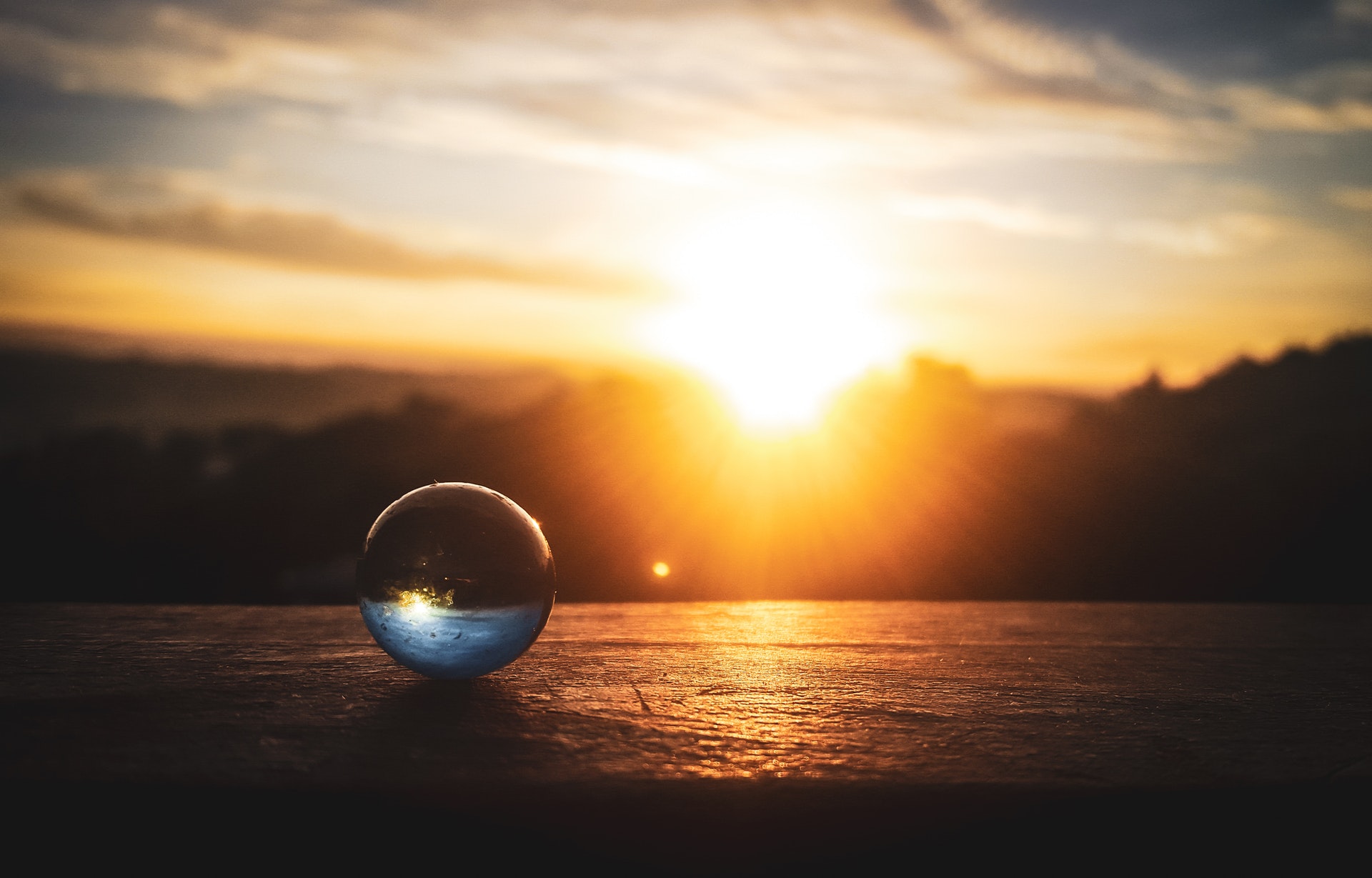 dawn-glass-glass-ball-1770851