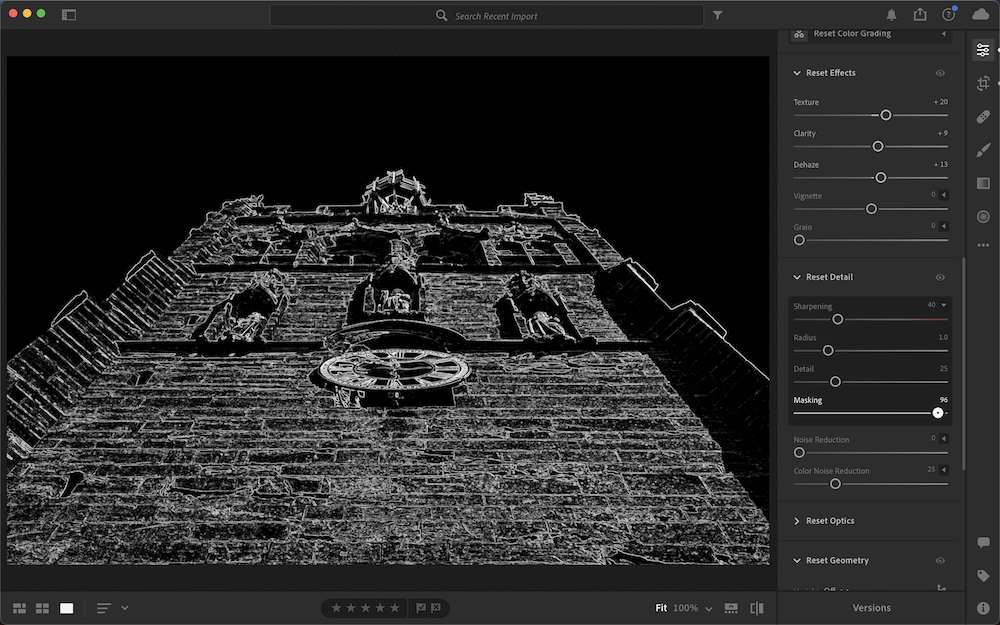 Adjusting sharpening masking in Lightroom.